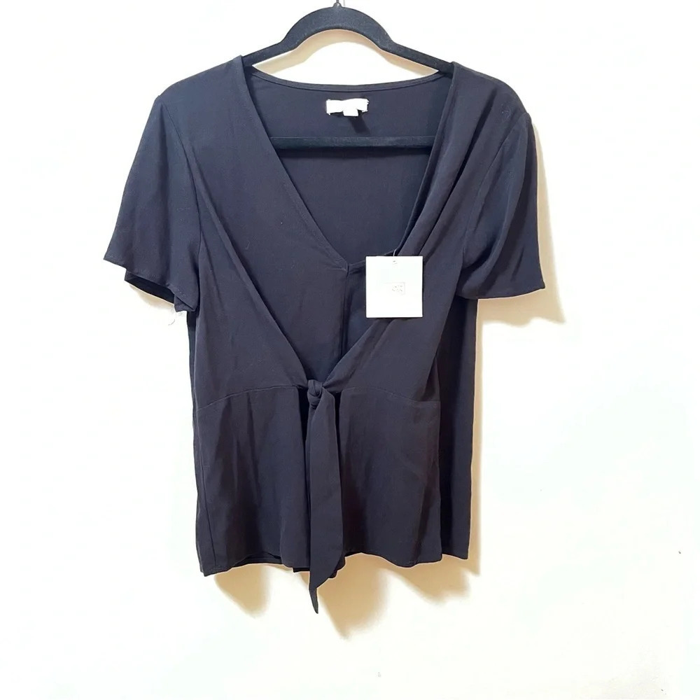 14th & Union Black Short sleeve Top with Front Tie Feature-Size Medium- NWT